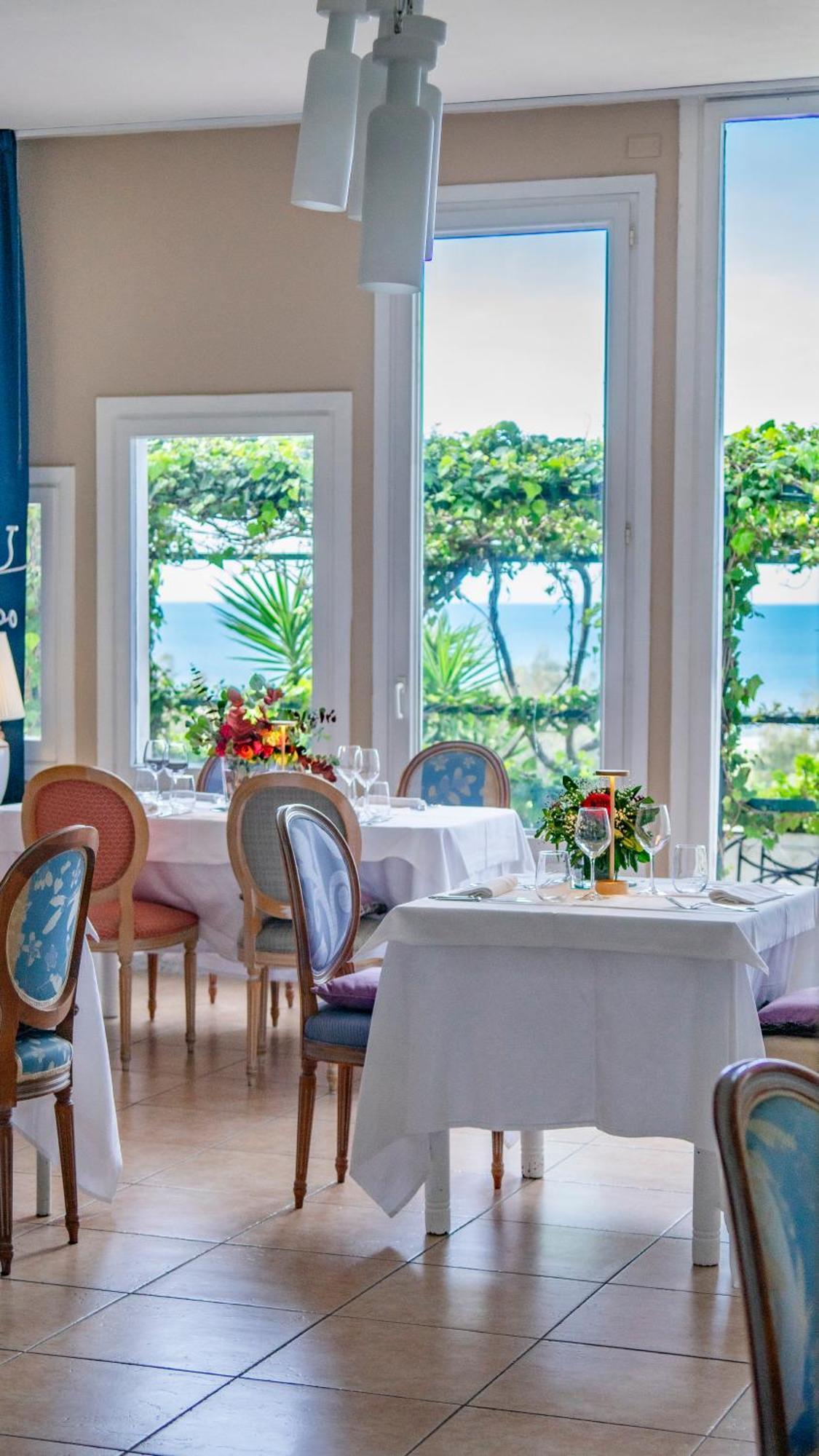 Hotel Sinuessa Terme Mondragone Bagian luar foto