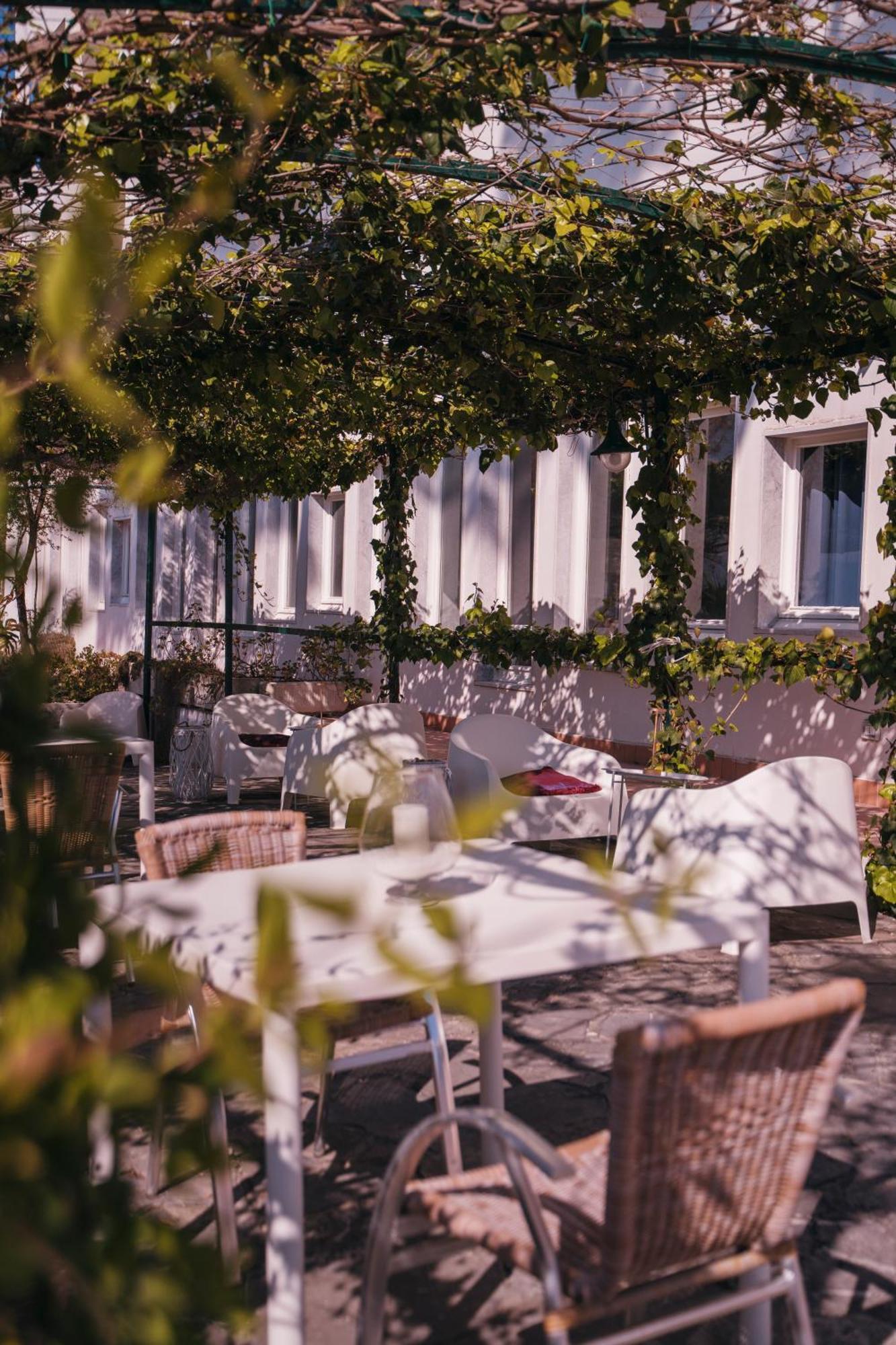 Hotel Sinuessa Terme Mondragone Bagian luar foto